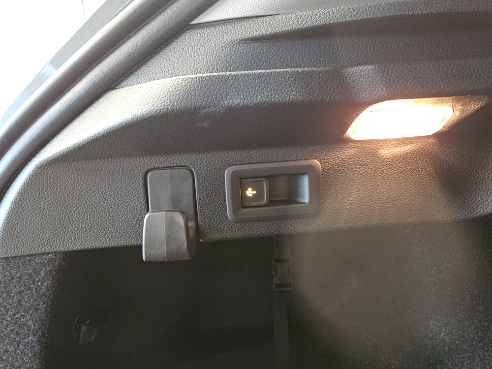 Skoda Scala  bei Hoffmann Automobile in Wolfsburg kaufen und sofort mitnehmen - Bild 3