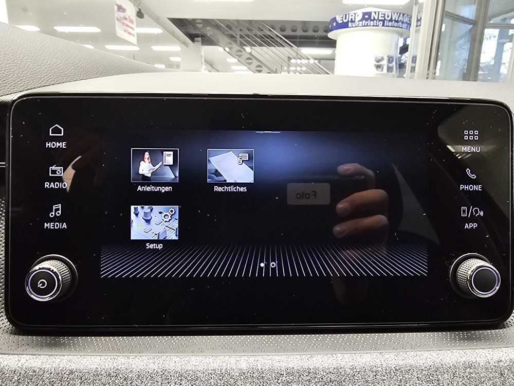 Skoda Scala  bei Hoffmann Automobile in Wolfsburg kaufen und sofort mitnehmen - Bild 12