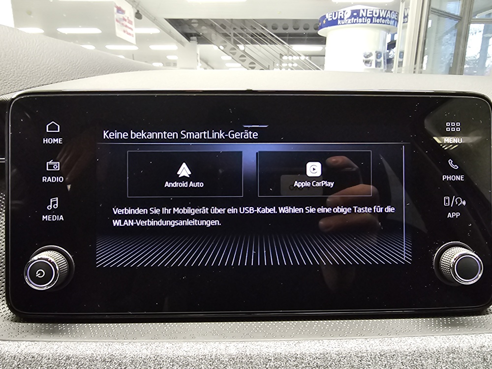 Skoda Scala  bei Hoffmann Automobile in Wolfsburg kaufen und sofort mitnehmen - Bild 15