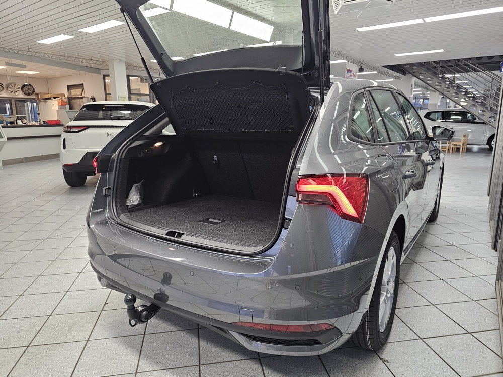 Skoda Scala  bei Hoffmann Automobile in Wolfsburg kaufen und sofort mitnehmen - Bild 2