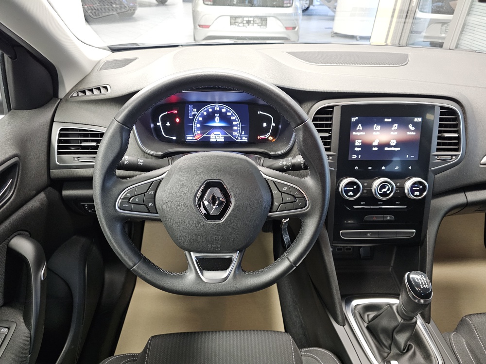 Renault Megane  bei Hoffmann Automobile in Wolfsburg kaufen und sofort mitnehmen - Bild 20