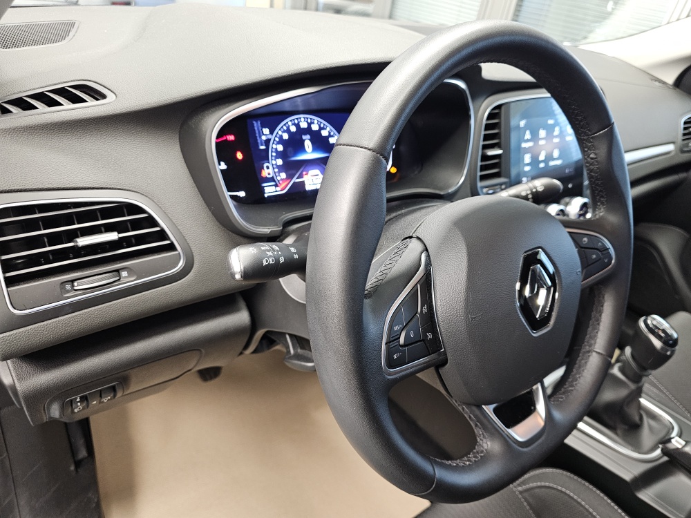 Renault Megane  bei Hoffmann Automobile in Wolfsburg kaufen und sofort mitnehmen - Bild 21