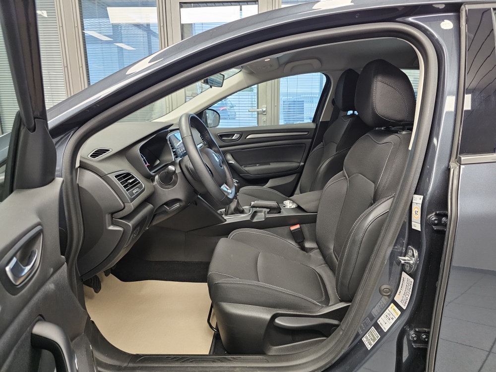 Renault Megane  bei Hoffmann Automobile in Wolfsburg kaufen und sofort mitnehmen - Bild 23