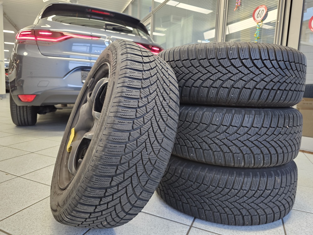 Renault Megane  bei Hoffmann Automobile in Wolfsburg kaufen und sofort mitnehmen - Bild 4