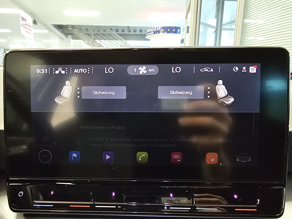 Seat Leon Sportstourer  ST  bei Hoffmann Automobile in Wolfsburg kaufen und sofort mitnehmen - Bild 15