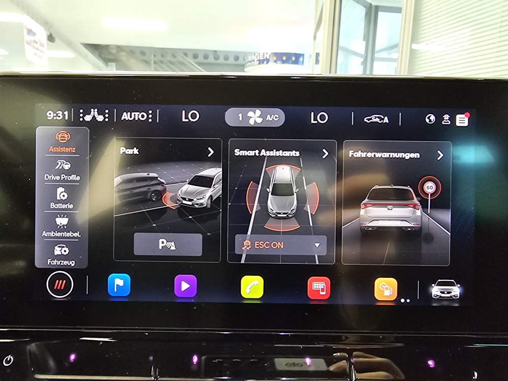 Seat Leon Sportstourer  ST  bei Hoffmann Automobile in Wolfsburg kaufen und sofort mitnehmen - Bild 16