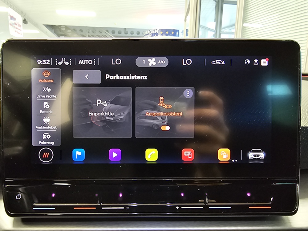 Seat Leon Sportstourer  ST  bei Hoffmann Automobile in Wolfsburg kaufen und sofort mitnehmen - Bild 19