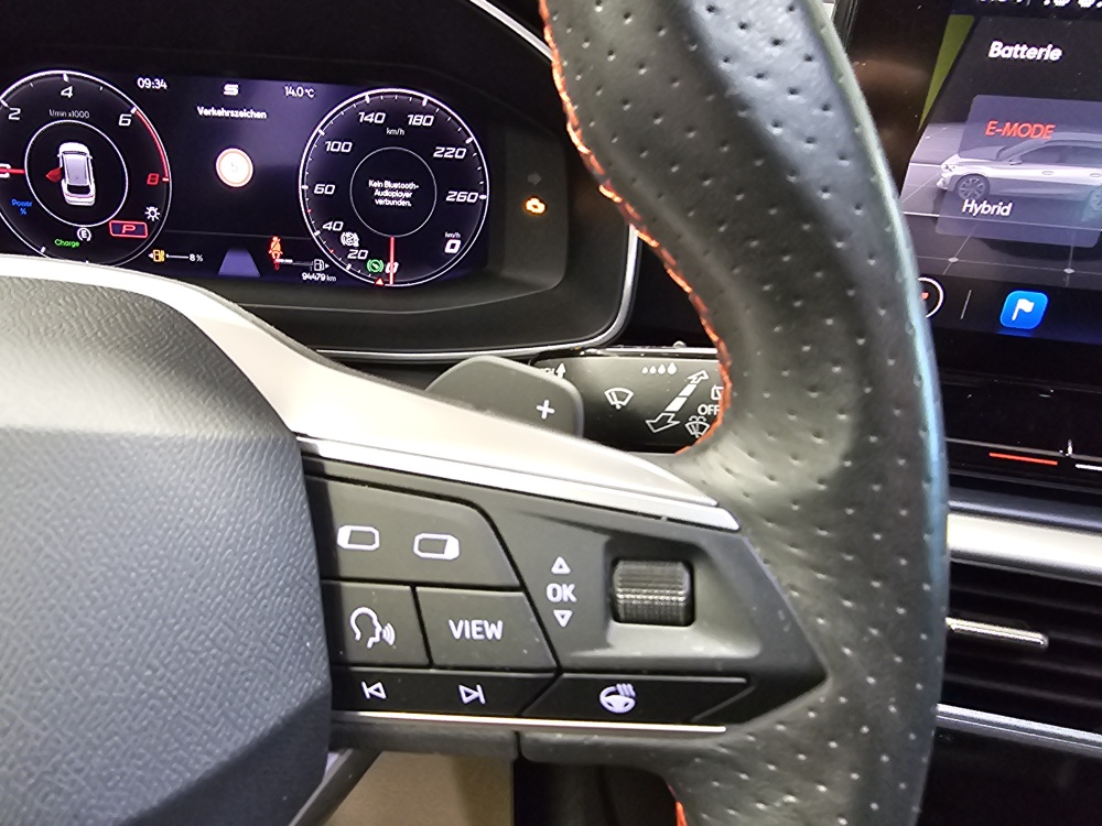 Seat Leon Sportstourer  ST  bei Hoffmann Automobile in Wolfsburg kaufen und sofort mitnehmen - Bild 24