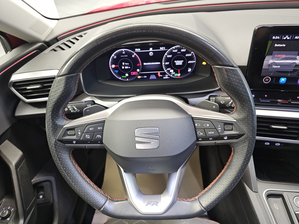 Seat Leon Sportstourer  ST  bei Hoffmann Automobile in Wolfsburg kaufen und sofort mitnehmen - Bild 26