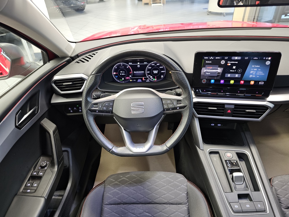 Seat Leon Sportstourer  ST  bei Hoffmann Automobile in Wolfsburg kaufen und sofort mitnehmen - Bild 27