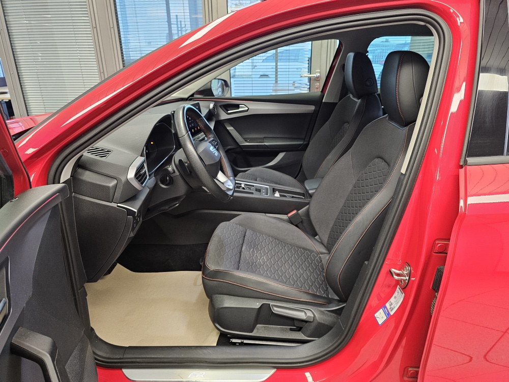 Seat Leon Sportstourer  ST  bei Hoffmann Automobile in Wolfsburg kaufen und sofort mitnehmen - Bild 29