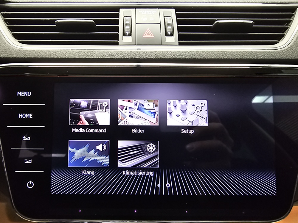 Skoda Superb Combi  bei Hoffmann Automobile in Wolfsburg kaufen und sofort mitnehmen - Bild 12