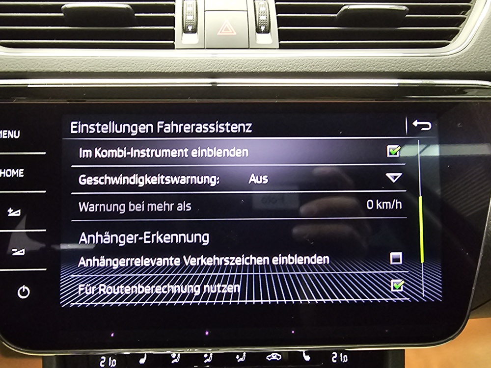 Skoda Superb Combi  bei Hoffmann Automobile in Wolfsburg kaufen und sofort mitnehmen - Bild 18