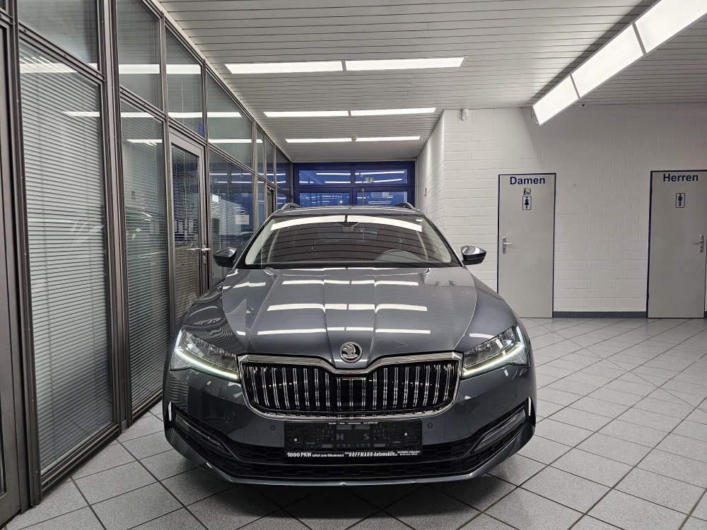 Skoda Superb Combi  bei Hoffmann Automobile in Wolfsburg kaufen und sofort mitnehmen - Bild 31