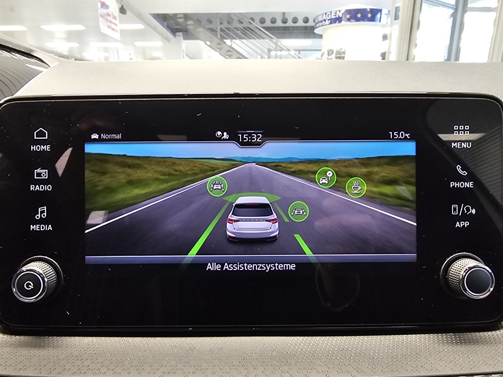 Skoda Fabia  bei Hoffmann Automobile in Wolfsburg kaufen und sofort mitnehmen - Bild 16