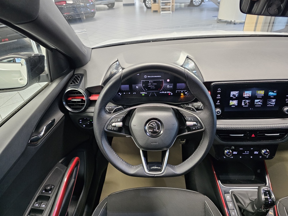 Skoda Fabia  bei Hoffmann Automobile in Wolfsburg kaufen und sofort mitnehmen - Bild 22