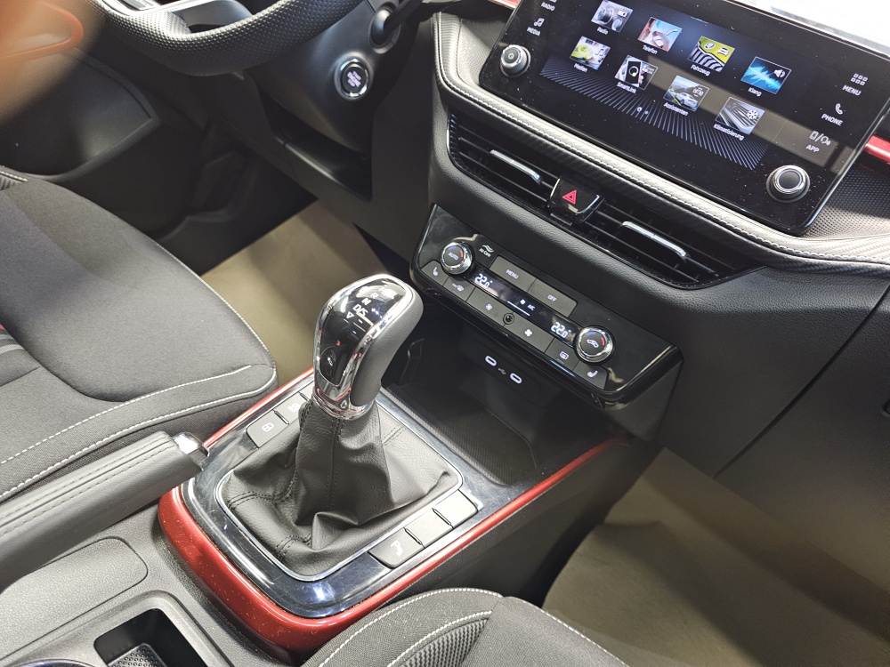 Skoda Fabia  bei Hoffmann Automobile in Wolfsburg kaufen und sofort mitnehmen - Bild 8