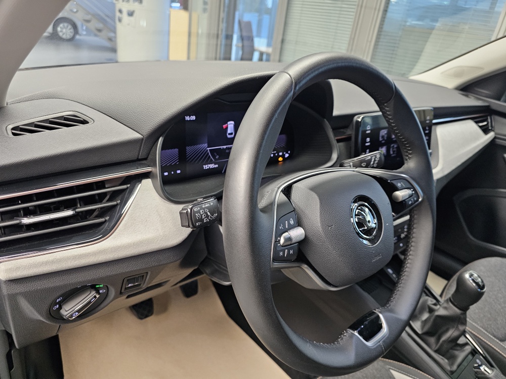 Skoda Scala  bei Hoffmann Automobile in Wolfsburg kaufen und sofort mitnehmen - Bild 21