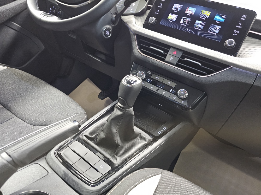 Skoda Scala  bei Hoffmann Automobile in Wolfsburg kaufen und sofort mitnehmen - Bild 7