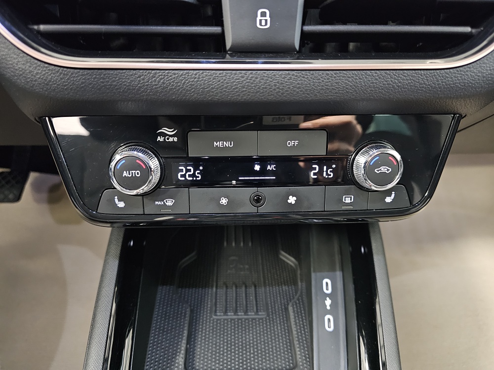 Skoda Scala  bei Hoffmann Automobile in Wolfsburg kaufen und sofort mitnehmen - Bild 8