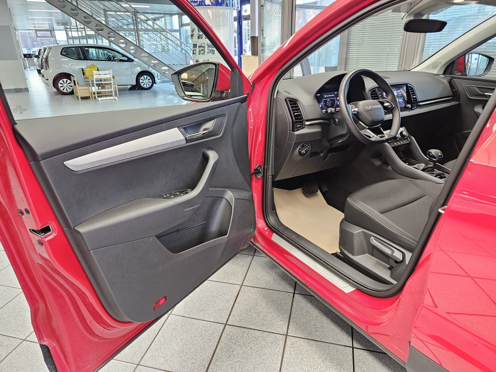 Skoda Karoq  bei Hoffmann Automobile in Wolfsburg kaufen und sofort mitnehmen - Bild 22