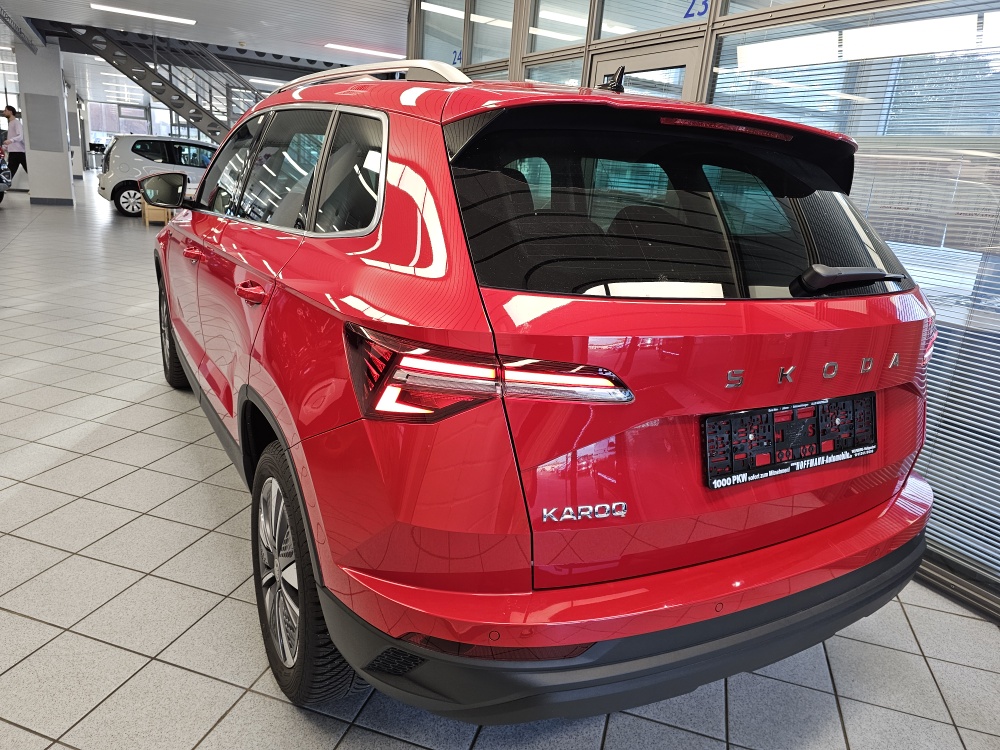 Skoda Karoq  bei Hoffmann Automobile in Wolfsburg kaufen und sofort mitnehmen - Bild 3