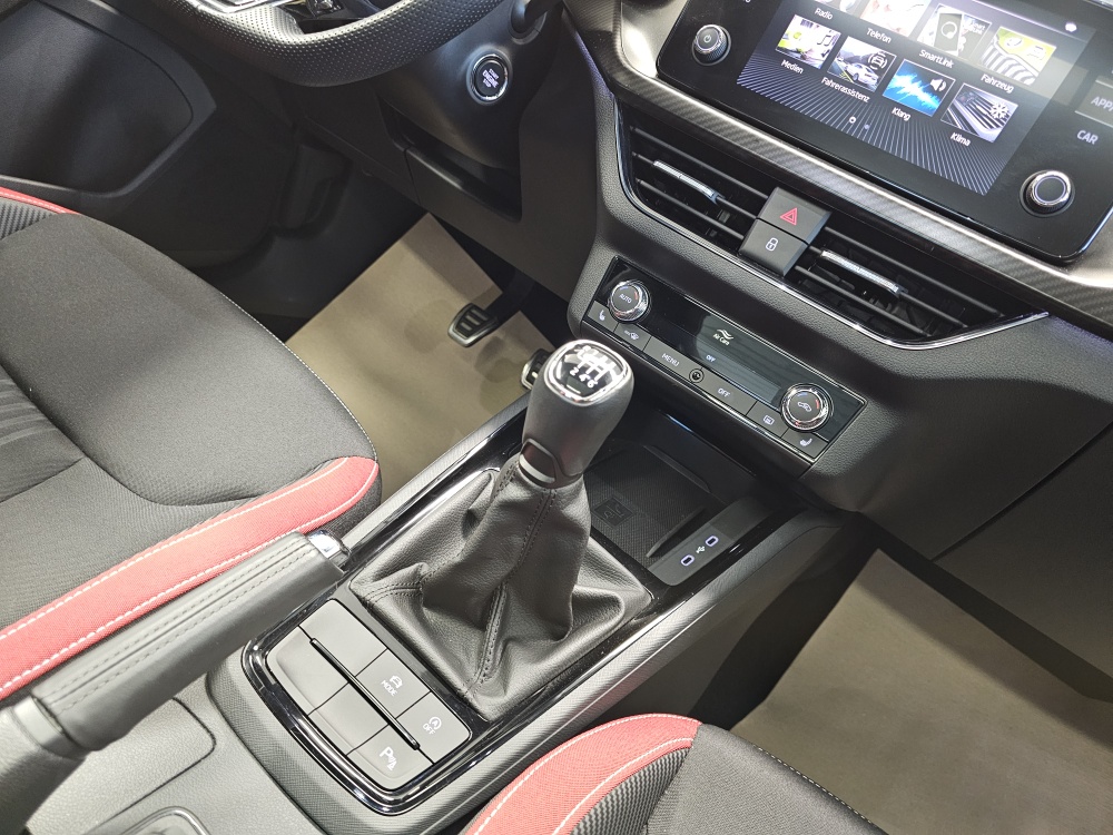 Skoda Scala  bei Hoffmann Automobile in Wolfsburg kaufen und sofort mitnehmen - Bild 10