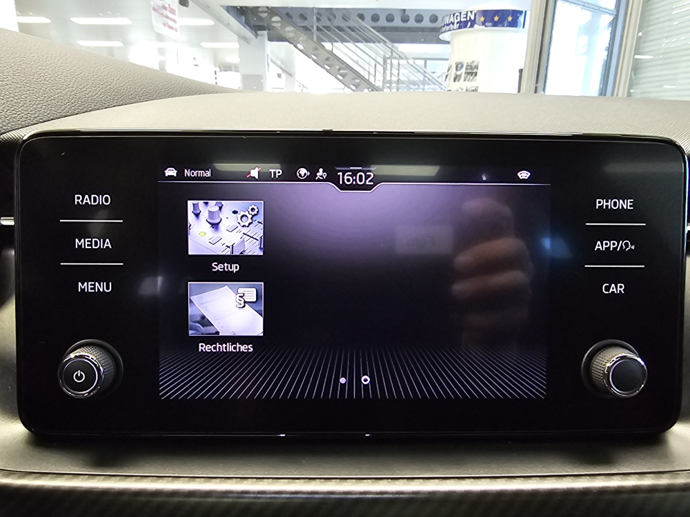 Skoda Scala  bei Hoffmann Automobile in Wolfsburg kaufen und sofort mitnehmen - Bild 13