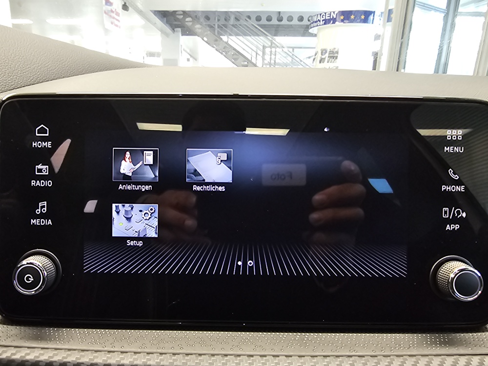 Skoda Scala  bei Hoffmann Automobile in Wolfsburg kaufen und sofort mitnehmen - Bild 13