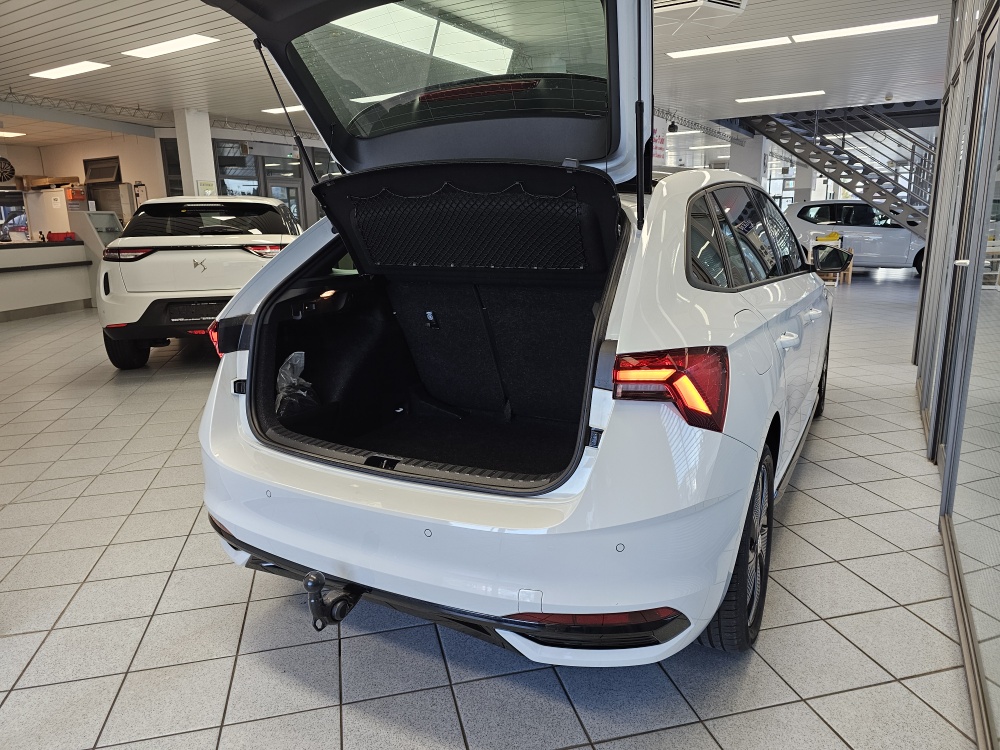 Skoda Scala  bei Hoffmann Automobile in Wolfsburg kaufen und sofort mitnehmen - Bild 2