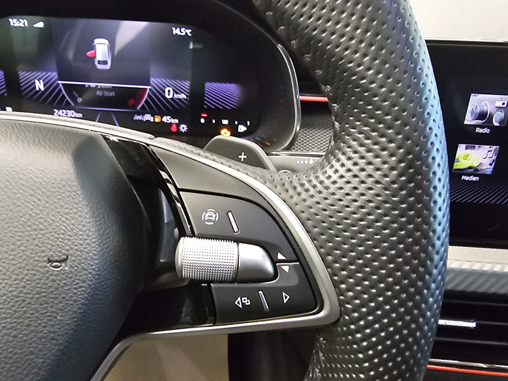 Skoda Scala  bei Hoffmann Automobile in Wolfsburg kaufen und sofort mitnehmen - Bild 20