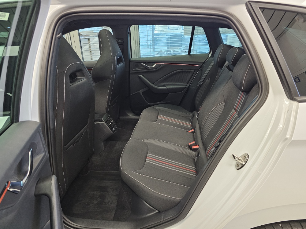 Skoda Scala  bei Hoffmann Automobile in Wolfsburg kaufen und sofort mitnehmen - Bild 6