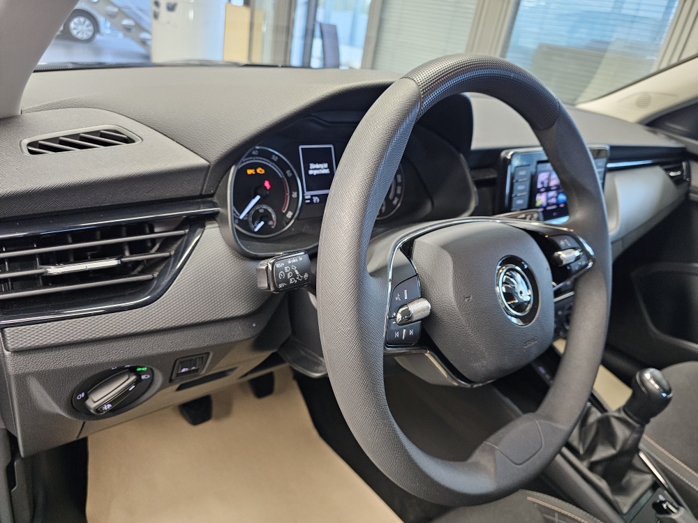 Skoda Kamiq  bei Hoffmann Automobile in Wolfsburg kaufen und sofort mitnehmen - Bild 18