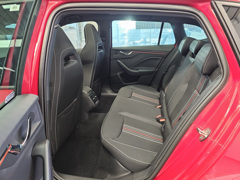 Skoda Scala  bei Hoffmann Automobile in Wolfsburg kaufen und sofort mitnehmen - Bild 5