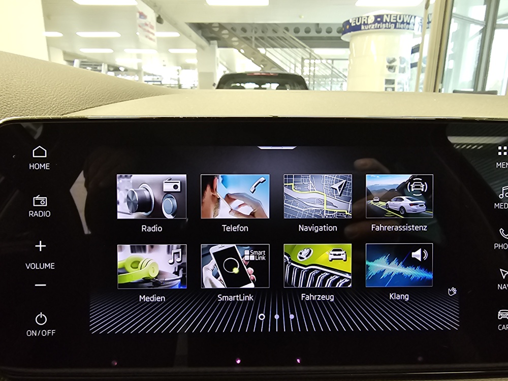 Skoda Scala  bei Hoffmann Automobile in Wolfsburg kaufen und sofort mitnehmen - Bild 11