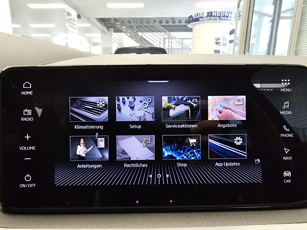 Skoda Scala  bei Hoffmann Automobile in Wolfsburg kaufen und sofort mitnehmen - Bild 12