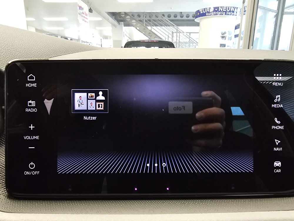 Skoda Scala  bei Hoffmann Automobile in Wolfsburg kaufen und sofort mitnehmen - Bild 13