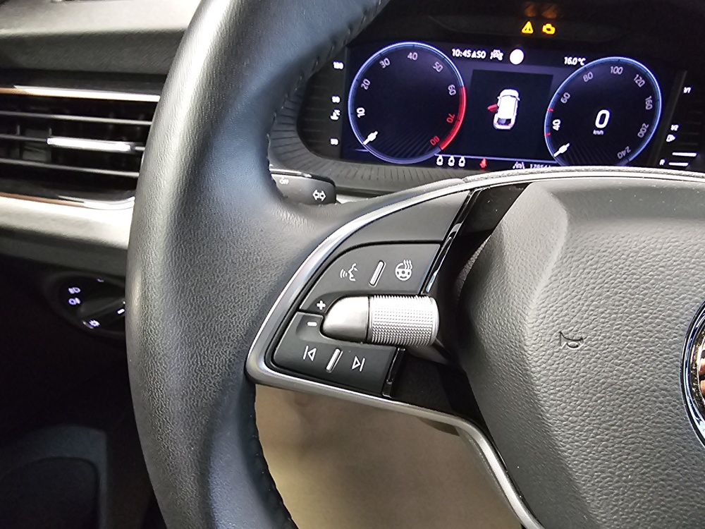 Skoda Scala  bei Hoffmann Automobile in Wolfsburg kaufen und sofort mitnehmen - Bild 22