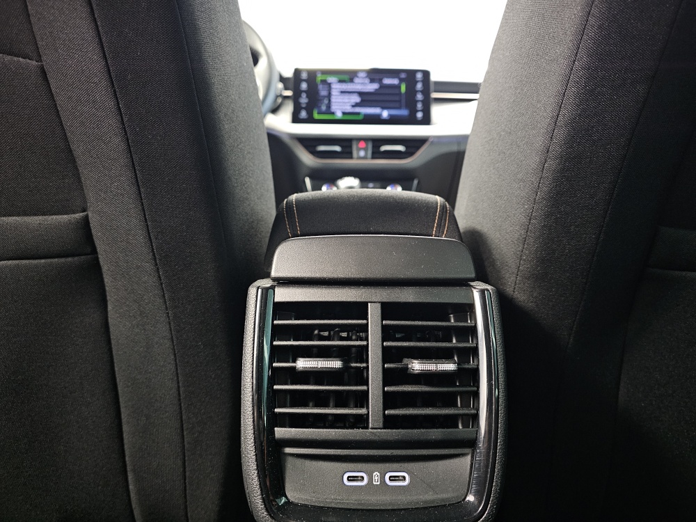 Skoda Scala  bei Hoffmann Automobile in Wolfsburg kaufen und sofort mitnehmen - Bild 7