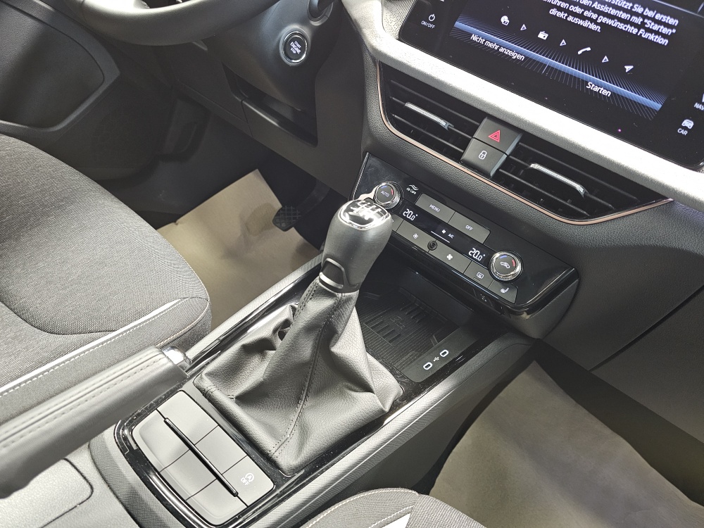 Skoda Scala  bei Hoffmann Automobile in Wolfsburg kaufen und sofort mitnehmen - Bild 9