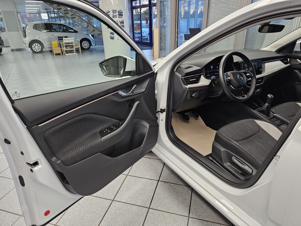 Skoda Scala  bei Hoffmann Automobile in Wolfsburg kaufen und sofort mitnehmen - Bild 24