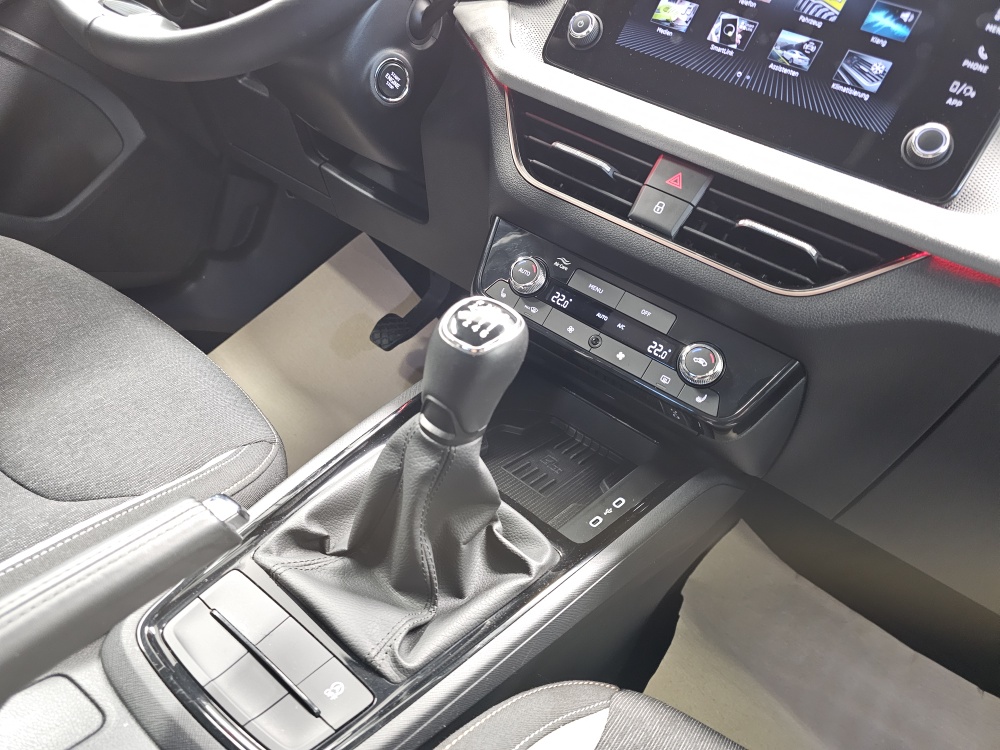 Skoda Scala  bei Hoffmann Automobile in Wolfsburg kaufen und sofort mitnehmen - Bild 8