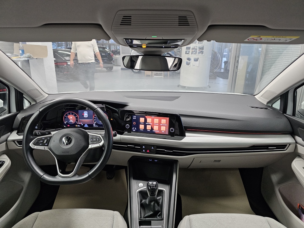 VW Golf  bei Hoffmann Automobile in Wolfsburg kaufen und sofort mitnehmen - Bild 6