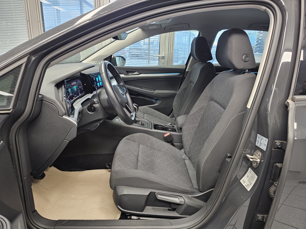 VW Golf  bei Hoffmann Automobile in Wolfsburg kaufen und sofort mitnehmen - Bild 21