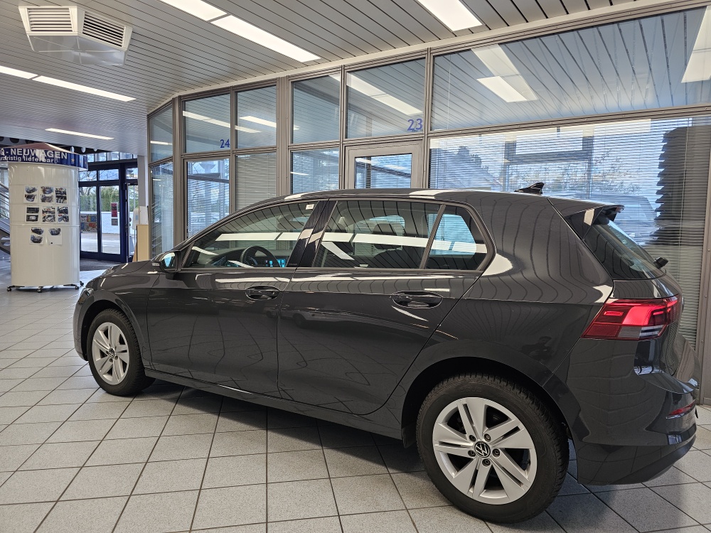 VW Golf  bei Hoffmann Automobile in Wolfsburg kaufen und sofort mitnehmen - Bild 23