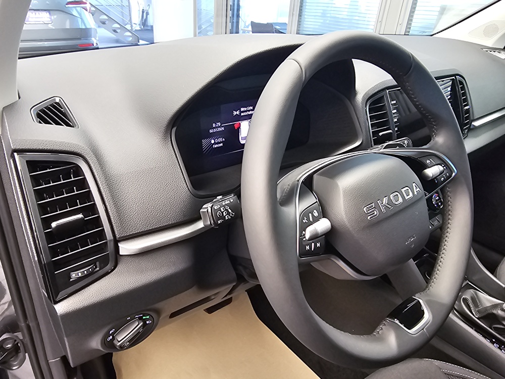 Skoda Karoq bei Hoffmann Automobile in Wolfsburg kaufen und sofort mitnehmen - Bild 22