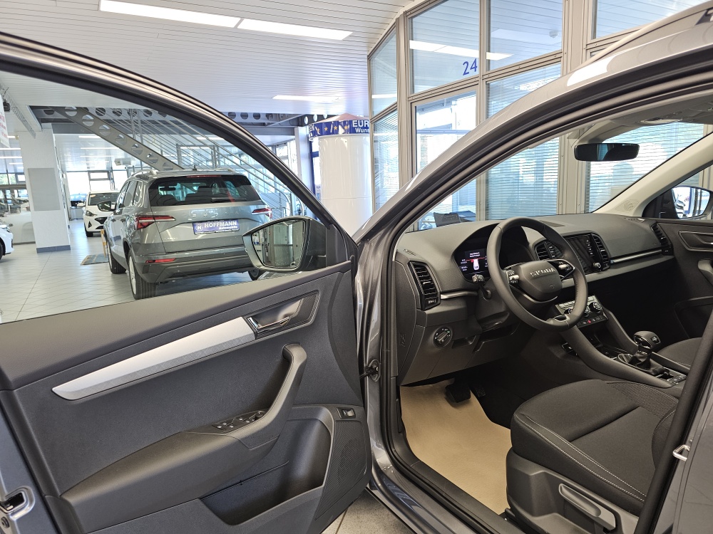 Skoda Karoq bei Hoffmann Automobile in Wolfsburg kaufen und sofort mitnehmen - Bild 25