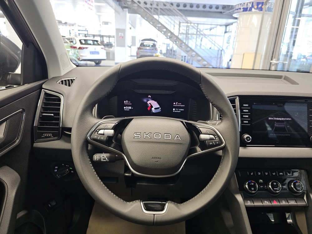 Skoda Karoq bei Hoffmann Automobile in Wolfsburg kaufen und sofort mitnehmen - Bild 24