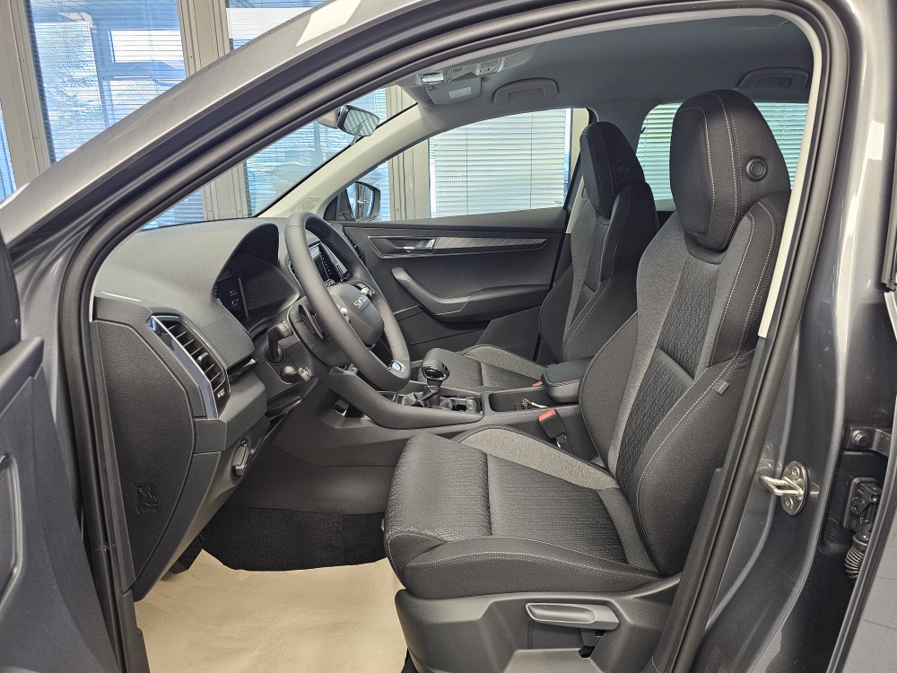 Skoda Karoq bei Hoffmann Automobile in Wolfsburg kaufen und sofort mitnehmen - Bild 26