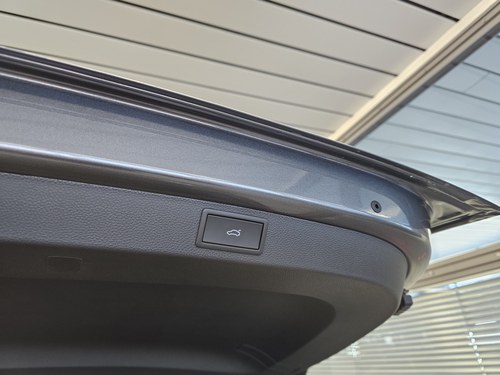 Skoda Karoq bei Hoffmann Automobile in Wolfsburg kaufen und sofort mitnehmen - Bild 4